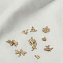 Load image into Gallery viewer, 122 Golden Fly Earring